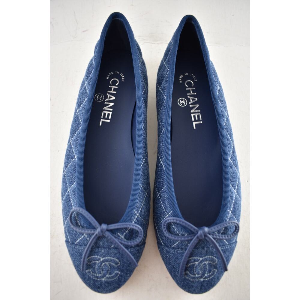 Chanel 26P Washed Denim Blue Quilted CC Logo Bow Tie Ballet Ballerina Flat 37.5 - Picture 13 of 16